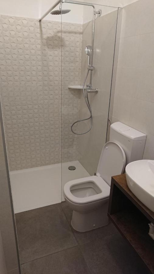 Apartments Dana Оміш Екстер'єр фото